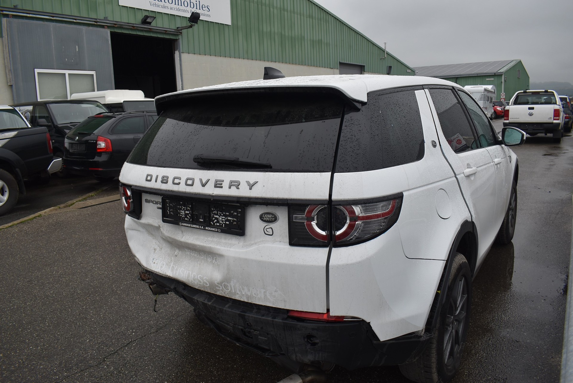 LAND ROVER Discovery Sport 2.0 TD4 HSE-image-5