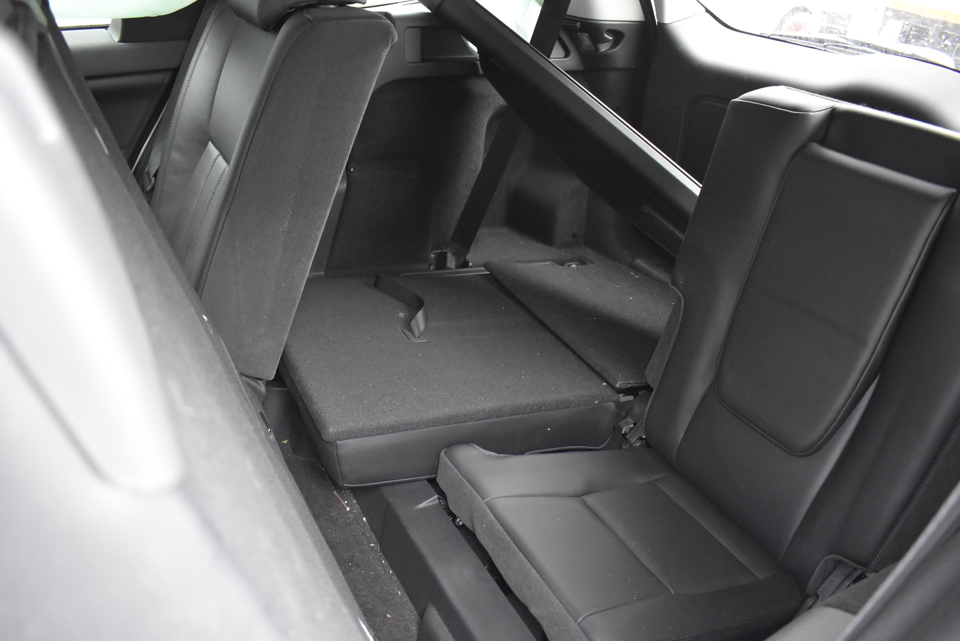 LAND ROVER Discovery Sport 2.0 TD4 HSE-image-7