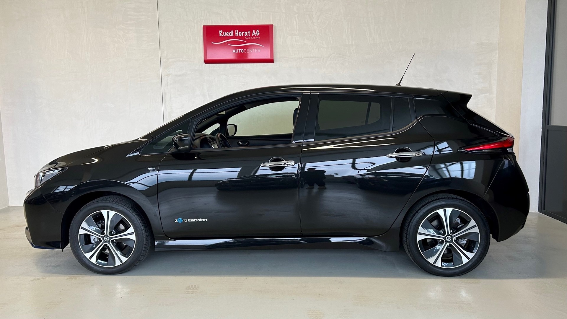NISSAN Leaf e+ 3.ZERO 62kWh-image-1