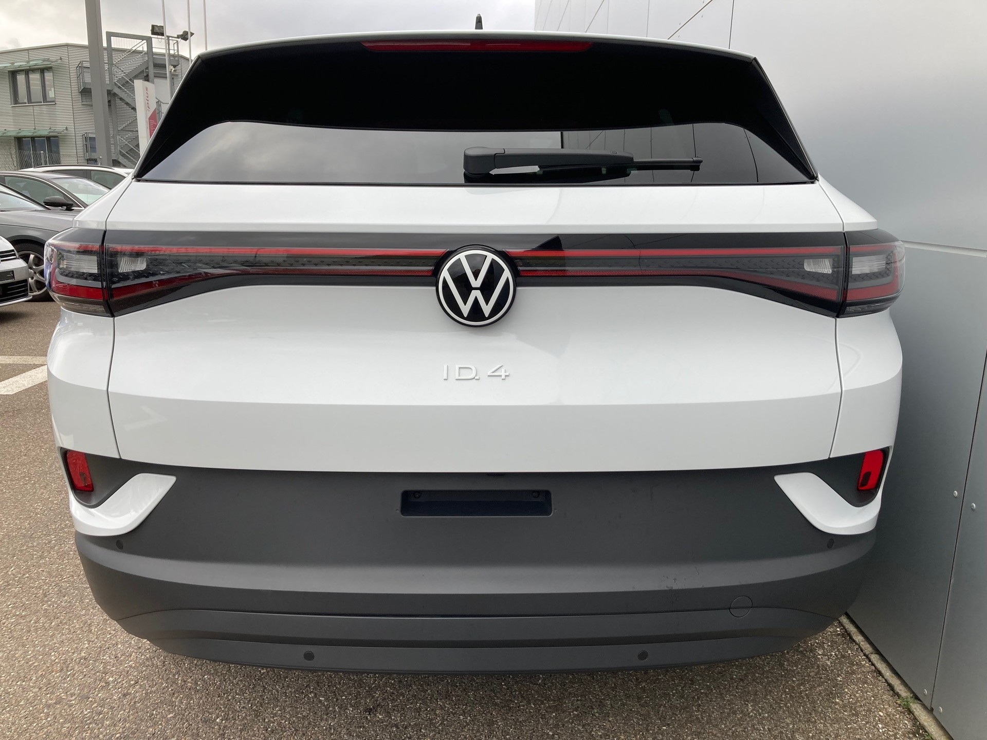 VW ID.4 Pro Performance 77 kWh Life Plus-image-4