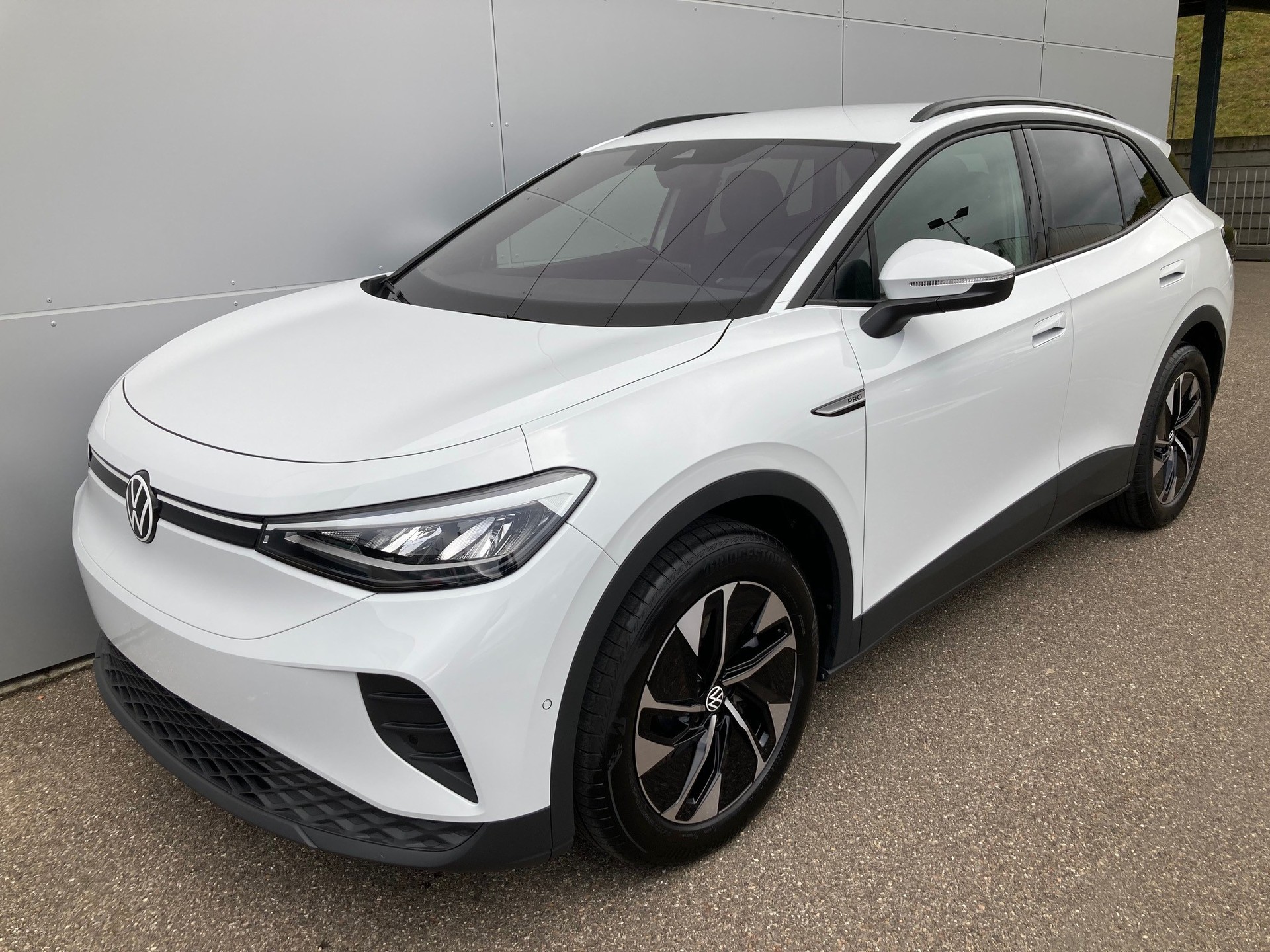 VW ID.4 Pro Performance 77 kWh Life Plus-image-0