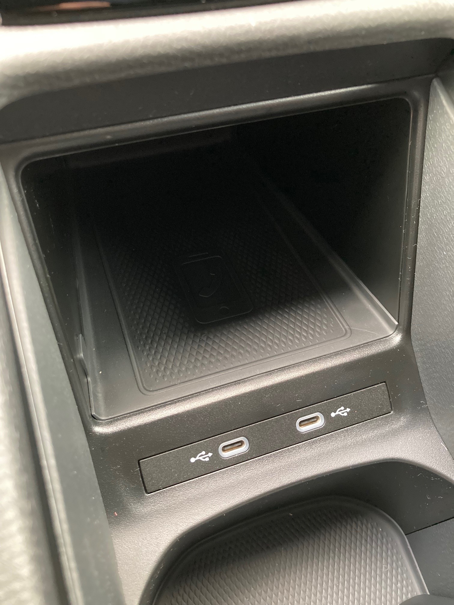 VW ID.4 Pro Performance 77 kWh Life Plus-image-11