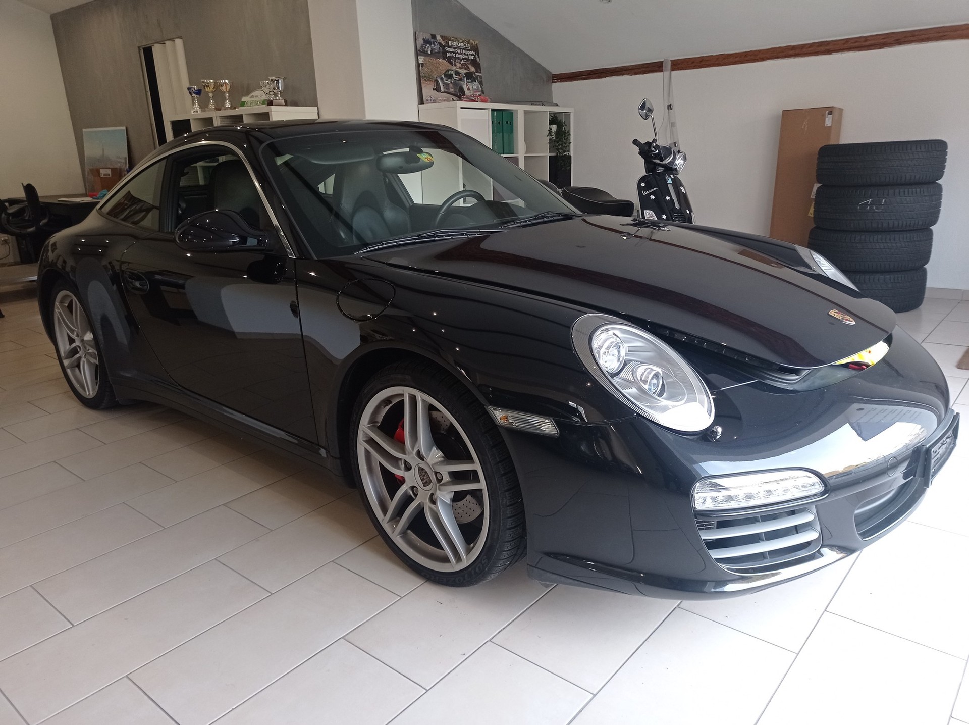 PORSCHE 911 Targa 4S PDK-image-4