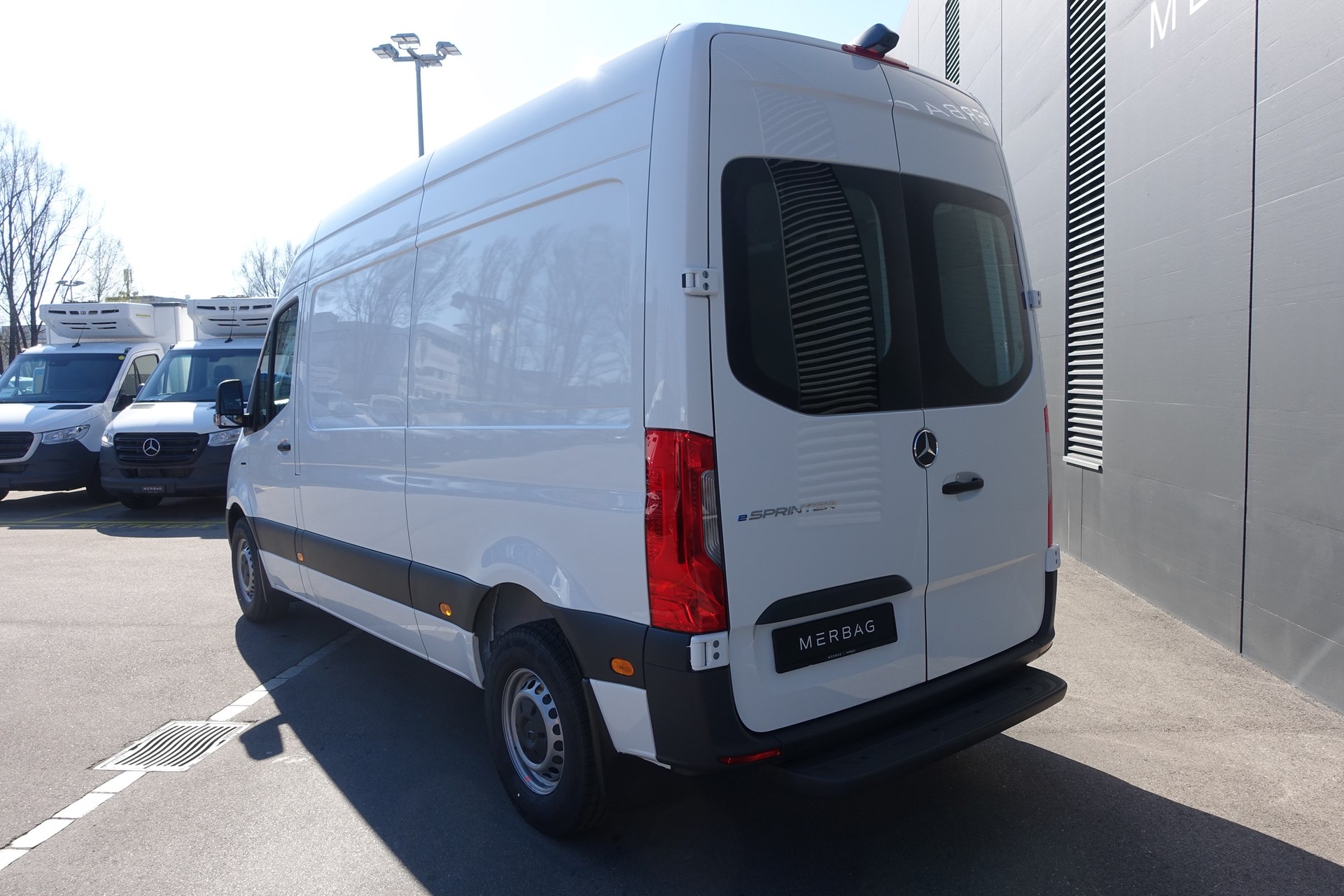 MERCEDES-BENZ eSprinter 312 47kWh Standard-image-3