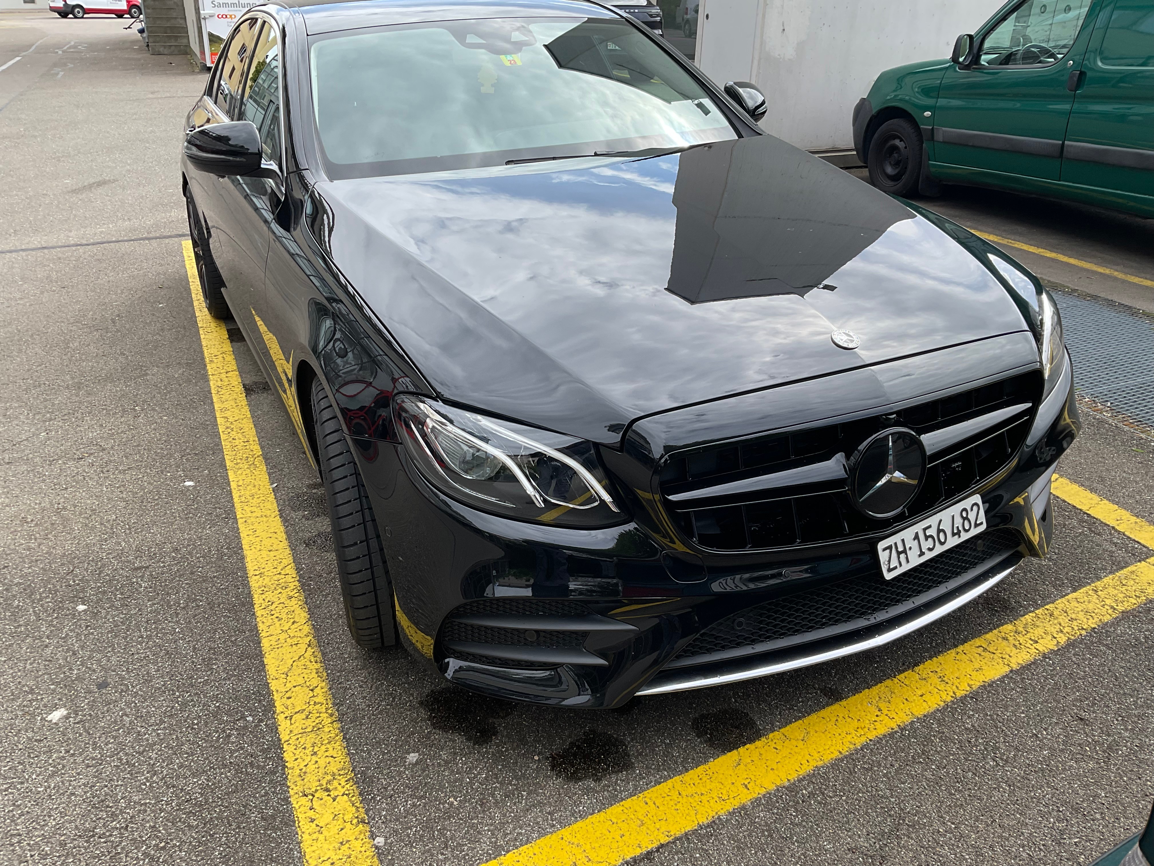 Car photo