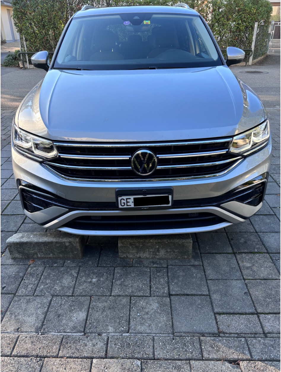 VW Tiguan Allspace 2.0TSI Elegance 4Motion DSG-image-0