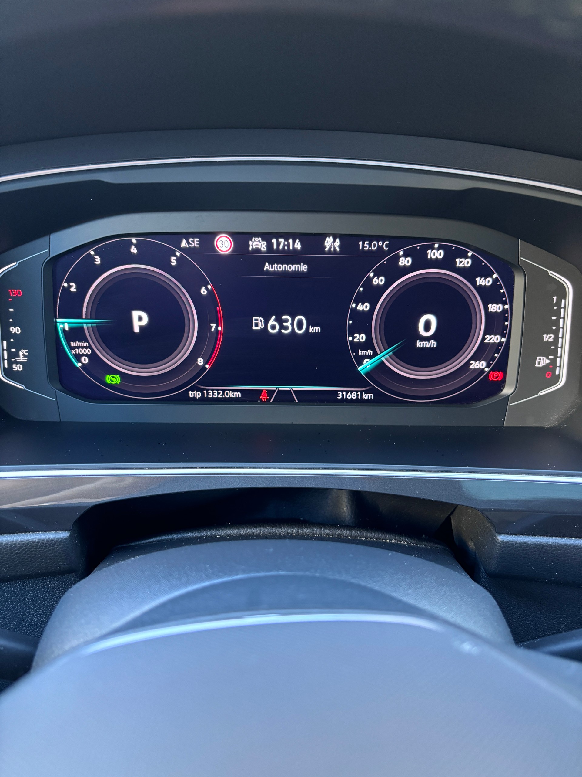 VW Tiguan Allspace 2.0TSI Elegance 4Motion DSG-image-10