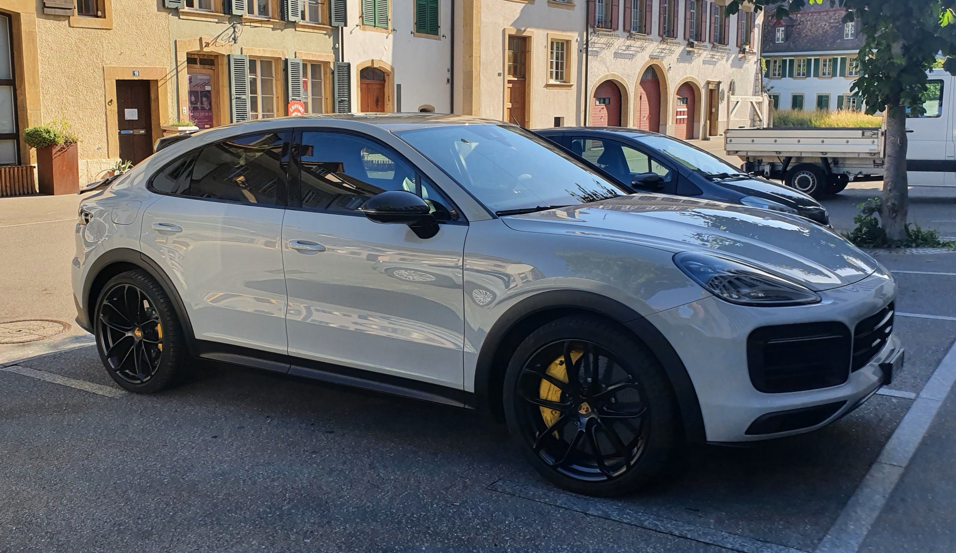 PORSCHE Cayenne Coupé-image-0