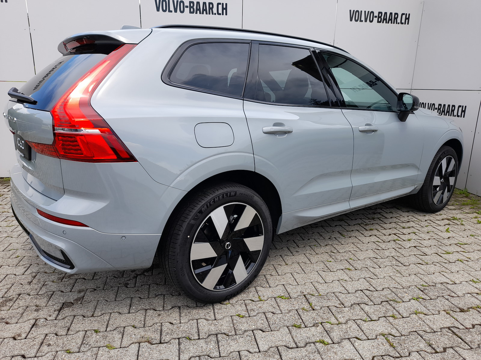 VOLVO XC60 2.0 T6 TE Plus Dark eAWD-image-6