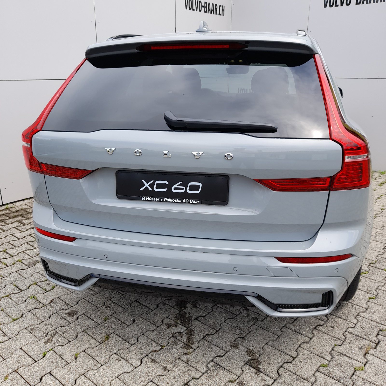 VOLVO XC60 2.0 T6 TE Plus Dark eAWD-image-9