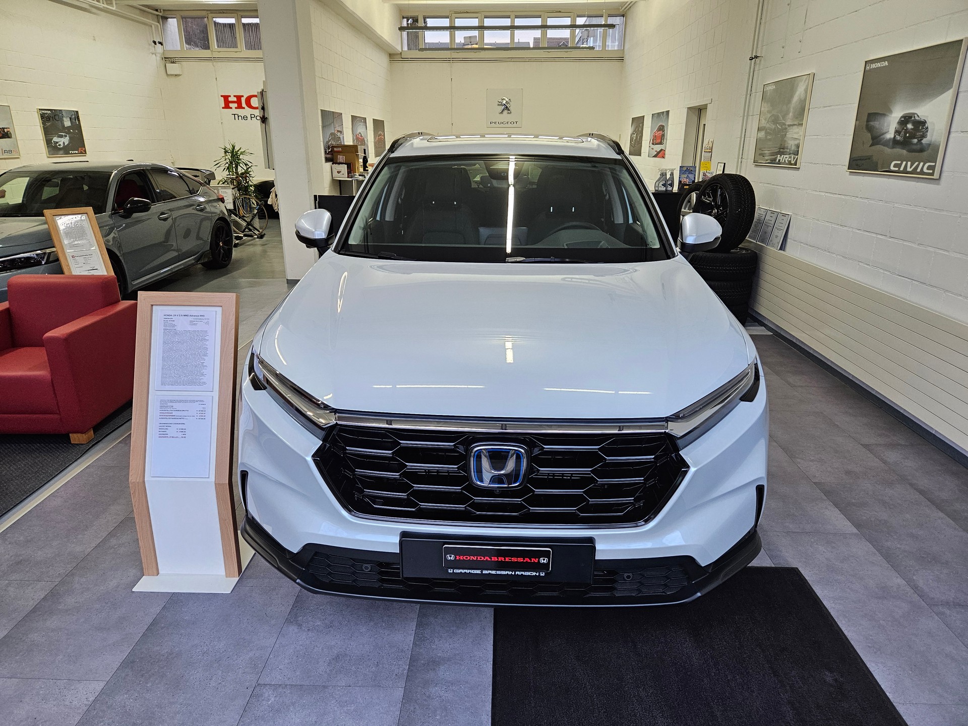 HONDA CR-V 2.0i MMD Hybrid Advance 4WD Automatic-image-3