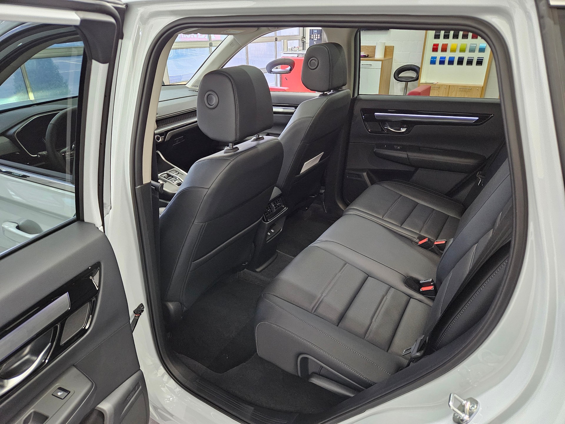 HONDA CR-V 2.0i MMD Hybrid Advance 4WD Automatic-image-8