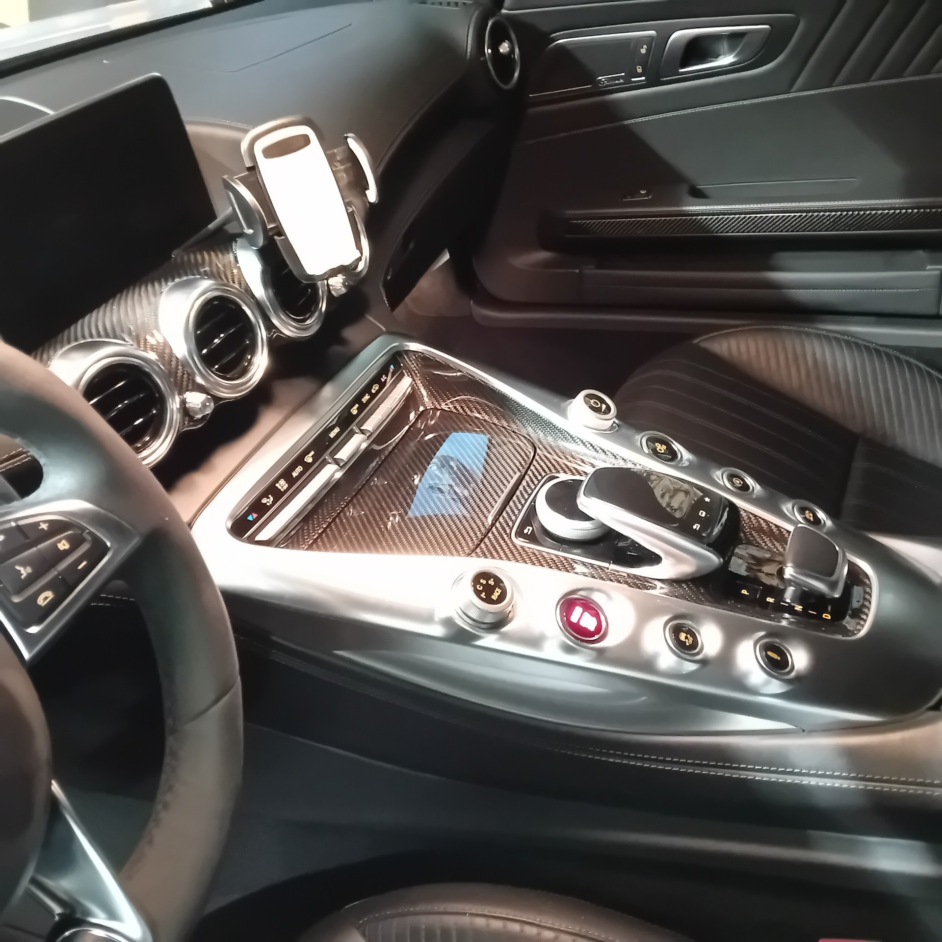 MERCEDES-BENZ AMG GT S Edition 1 Speedshift DCT-image-4