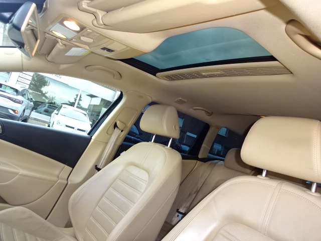 VW Passat Variant 3.2 V6 FSI Sportline 4Motion-image-12