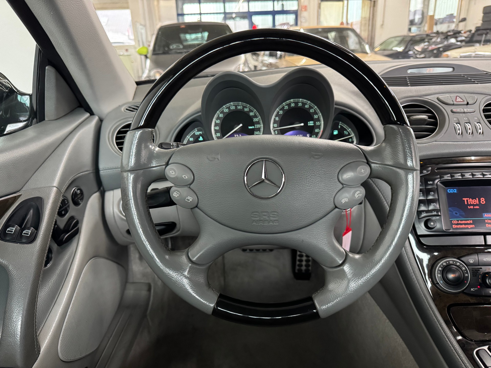 MERCEDES-BENZ SL 500 Automatic-image-15