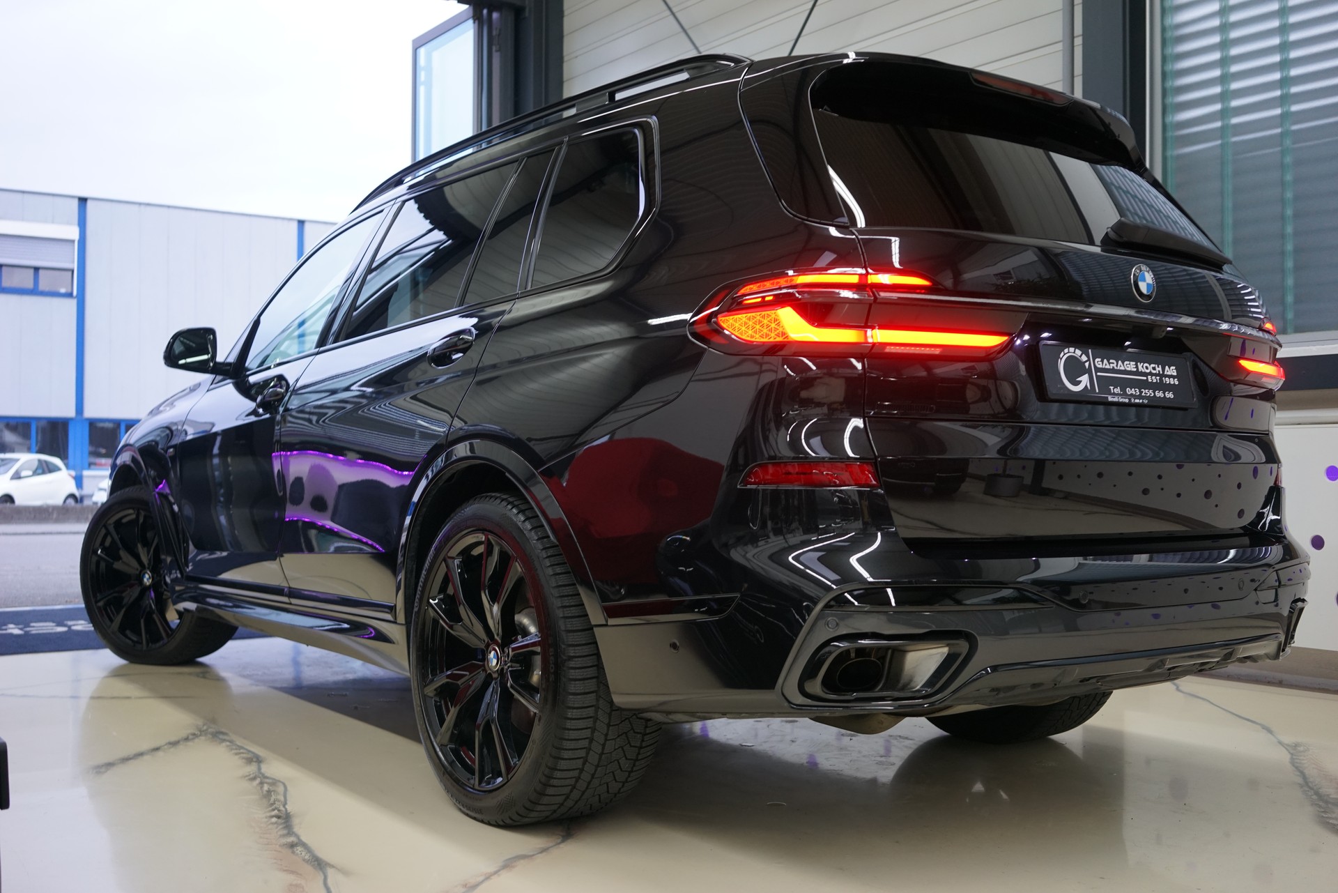 BMW X7 xDrive 48V 40d M Sport Steptronic-image-6