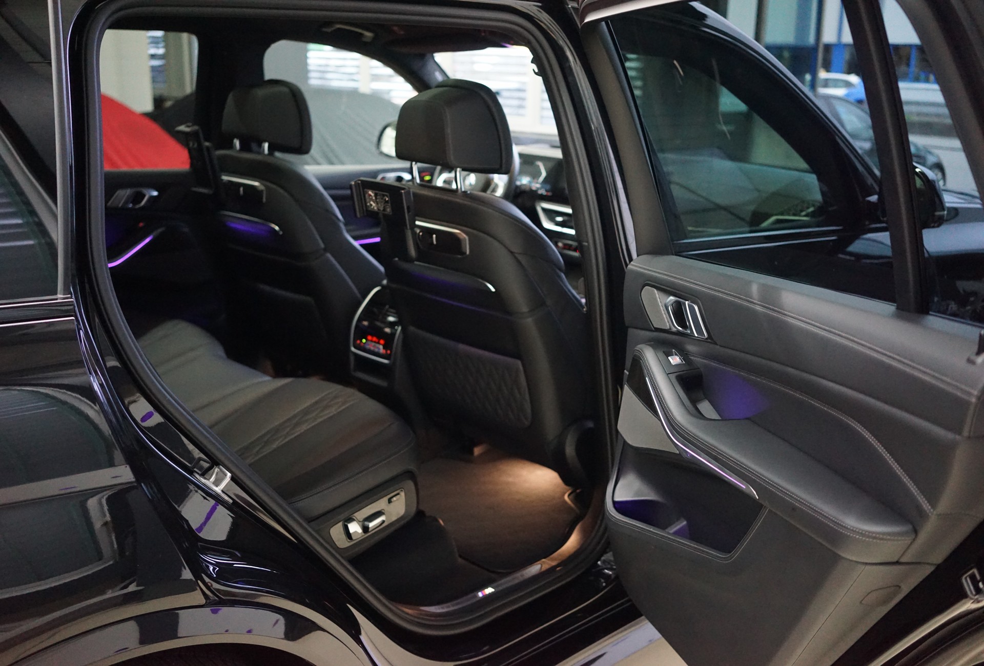 BMW X7 xDrive 48V 40d M Sport Steptronic-image-26
