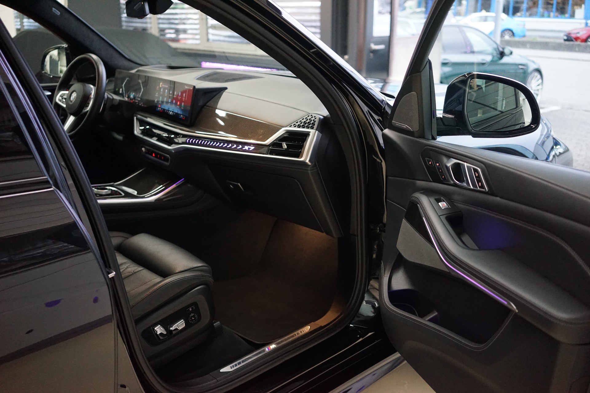 BMW X7 xDrive 48V 40d M Sport Steptronic-image-24