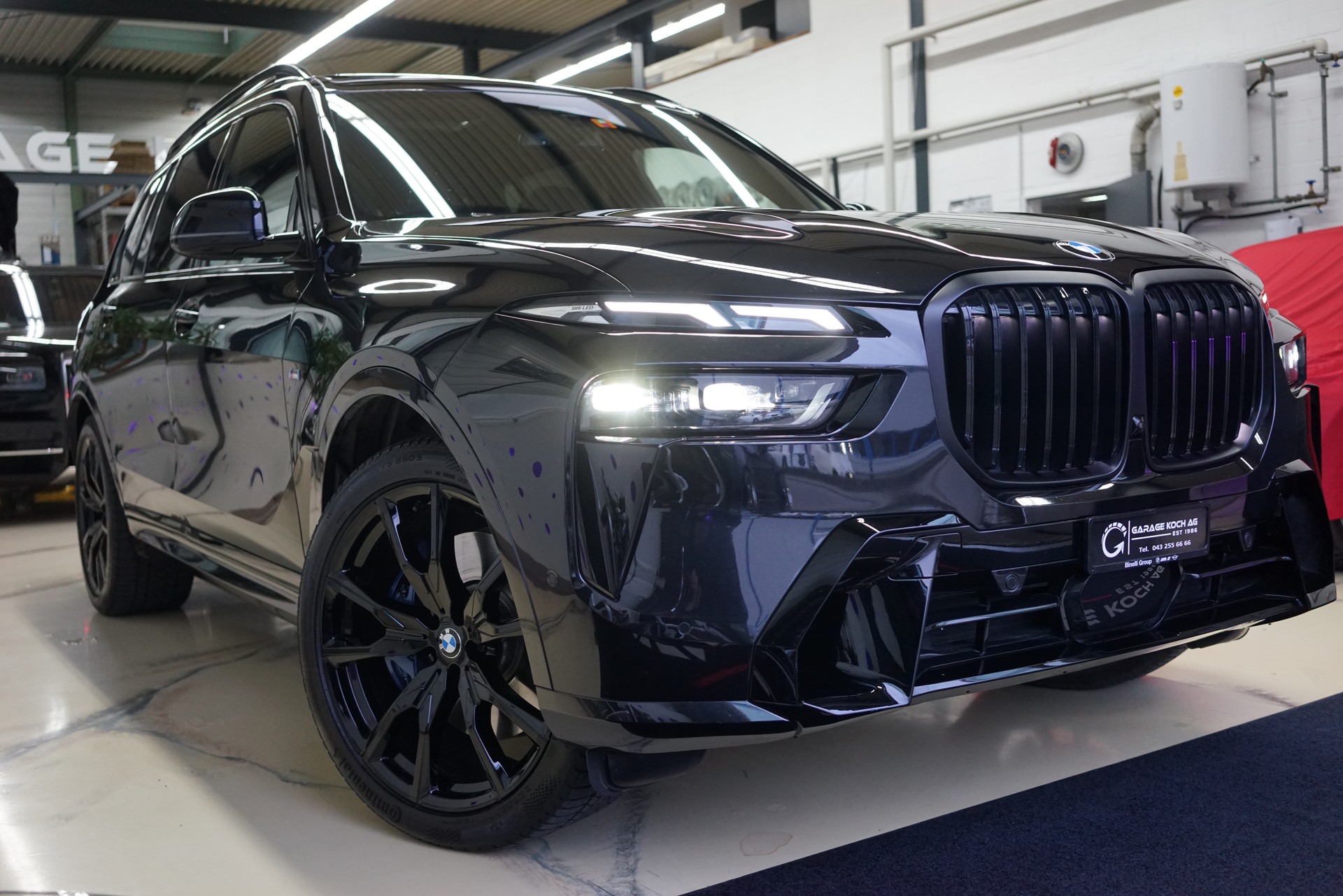 BMW X7 xDrive 48V 40d M Sport Steptronic-image-13