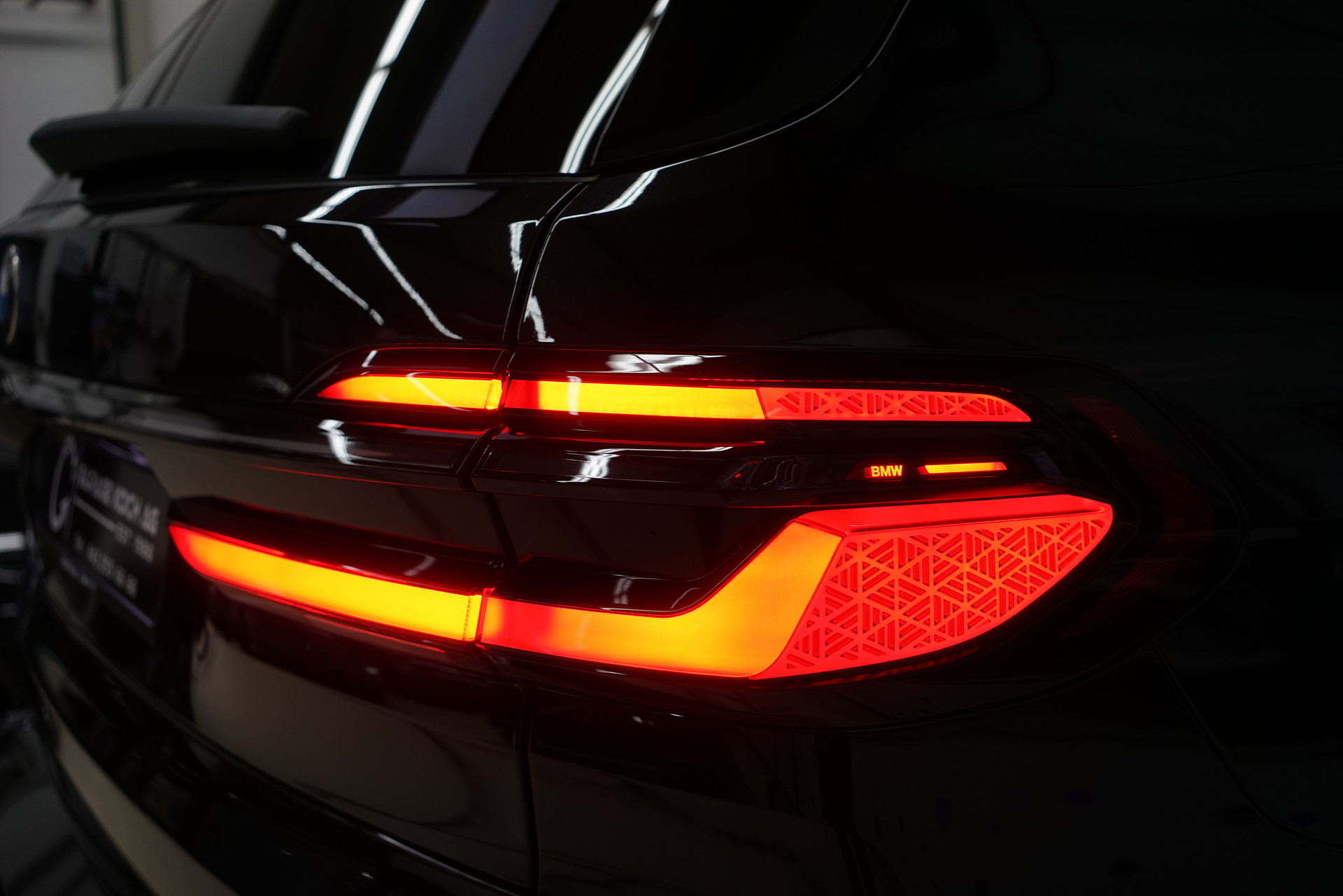 BMW X7 xDrive 48V 40d M Sport Steptronic-image-11