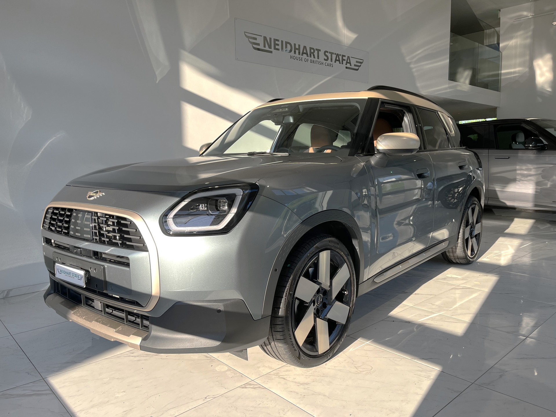 MINI Countryman C-image-1