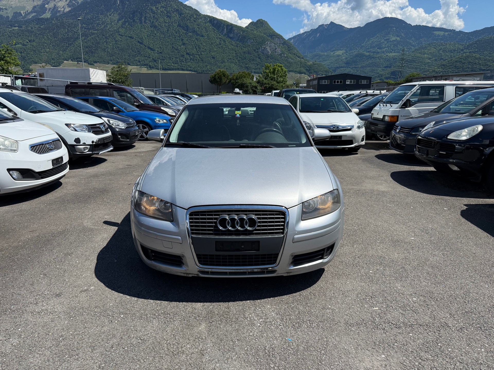 AUDI A3 1.9 TDI Attraction-image-1