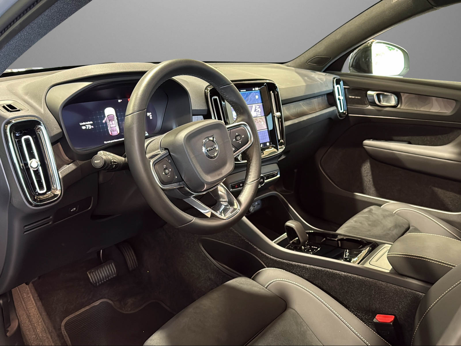 VOLVO C40 Recharge E80 82kWh Pure Electric Ultimate-image-7