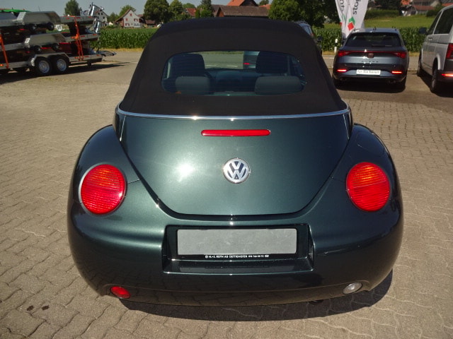 VW Beetle Cabrio 1.6-image-3