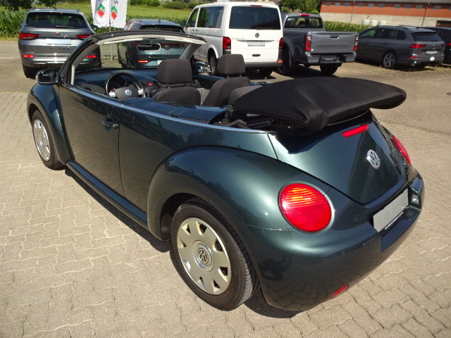 VW Beetle Cabrio 1.6-image-9