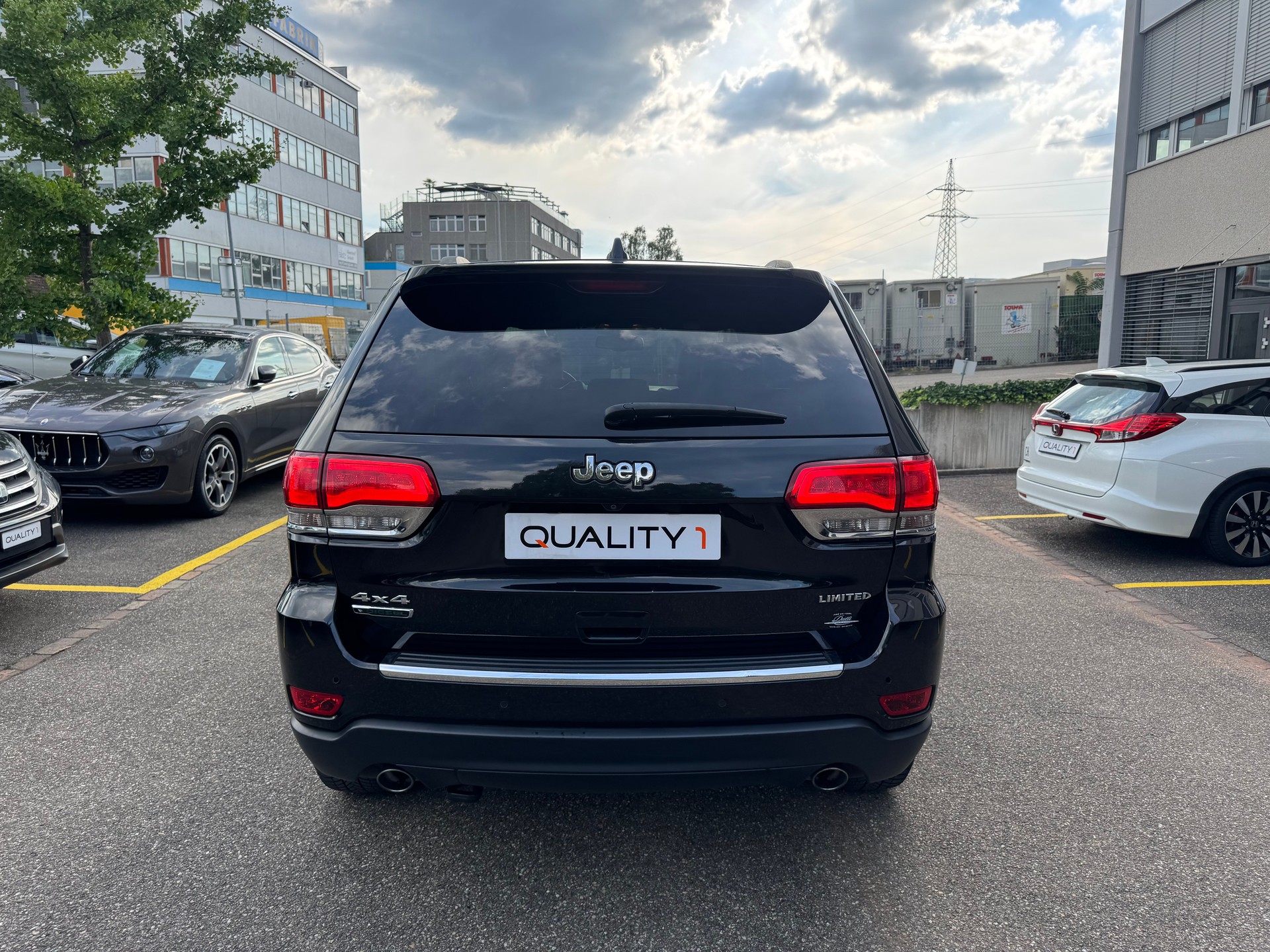 JEEP Grand Cherokee 3.0 CRD Limited Automatic-image-5