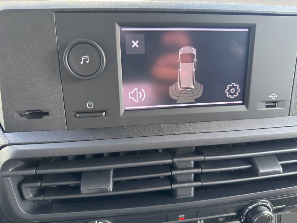 TOYOTA PROACE Van L1 1.5 D Active-image-11