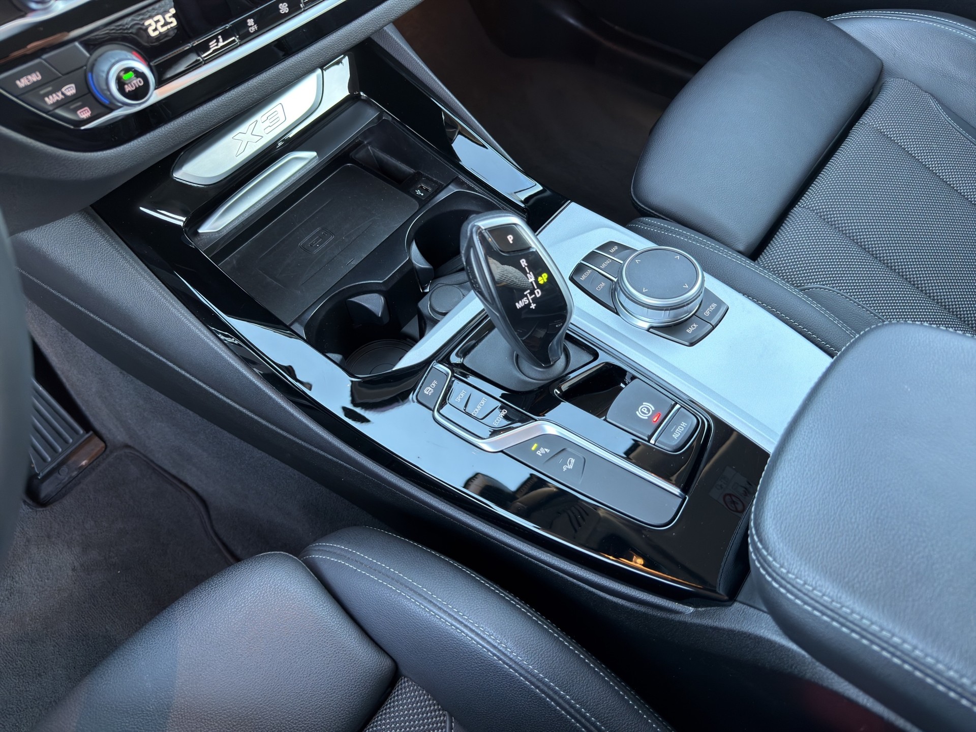 BMW X3 xDrive 20d Steptronic-image-16