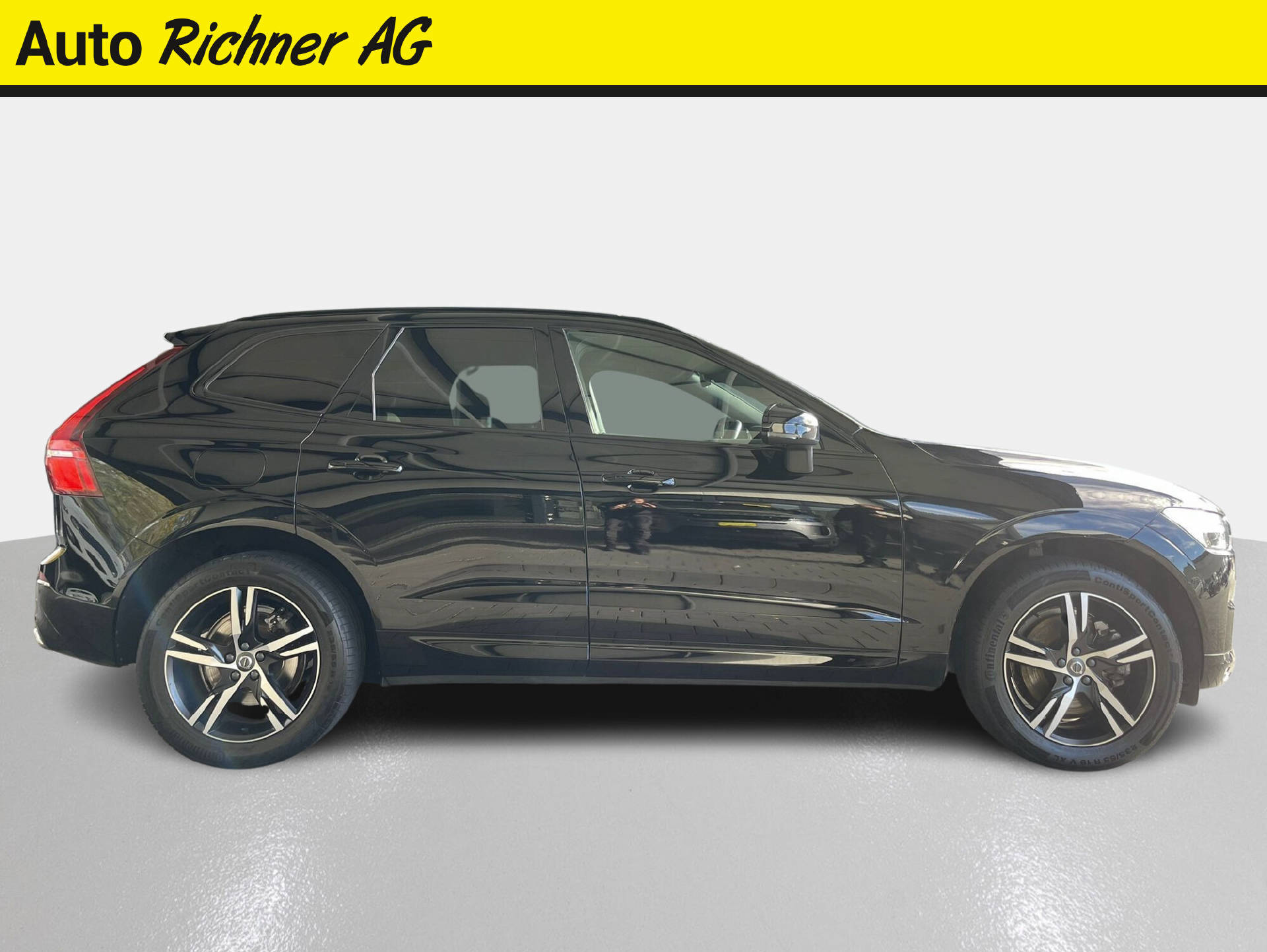 VOLVO XC60 2.0 B4 MH R-Design AWD-image-2