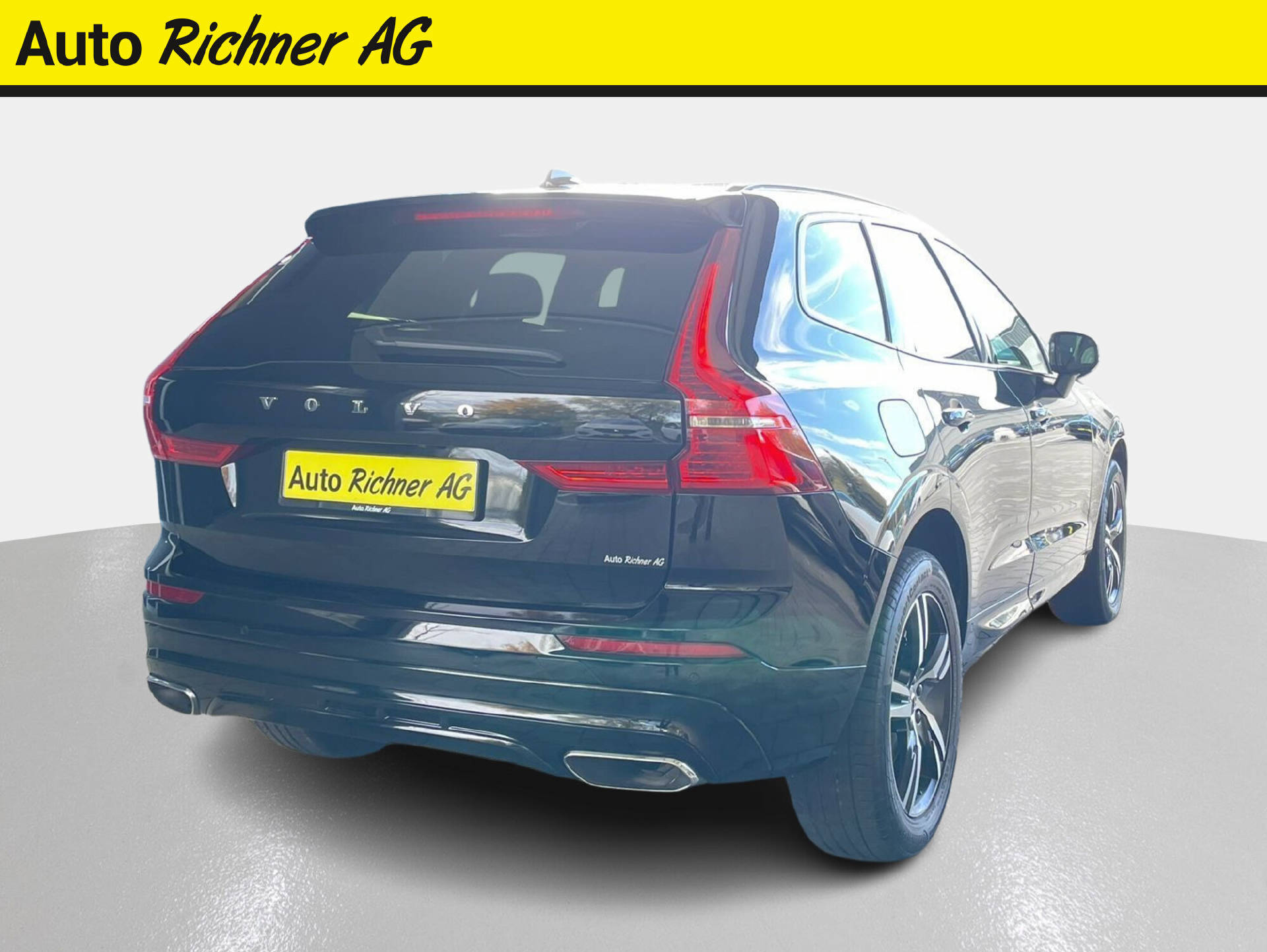 VOLVO XC60 2.0 B4 MH R-Design AWD-image-3