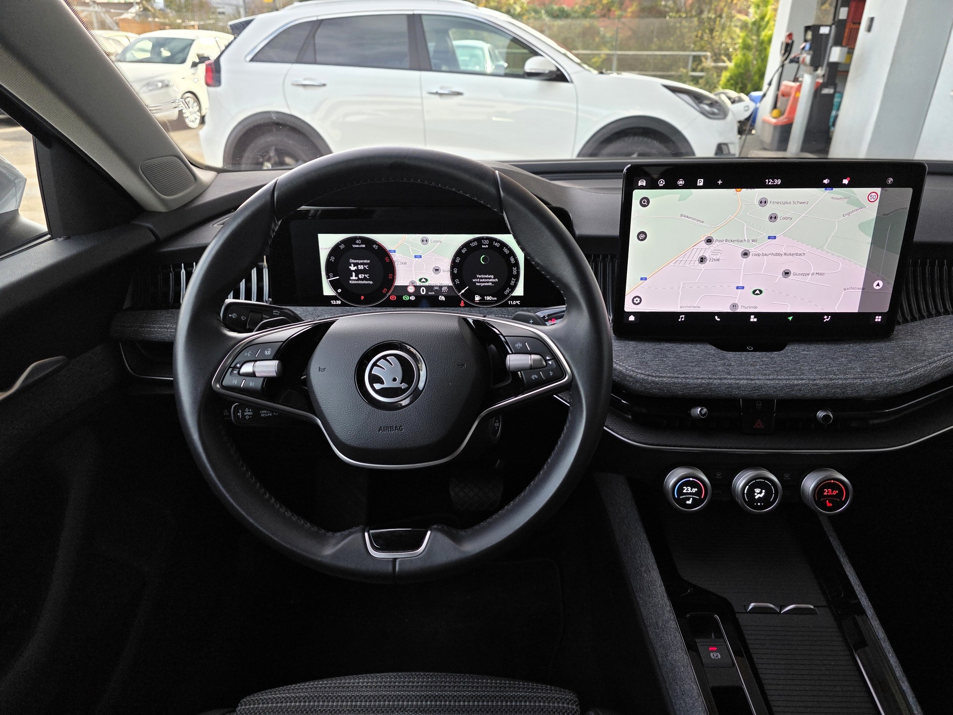 SKODA Superb Combi 2.0 TDi Selection 4x4 DSG-image-12