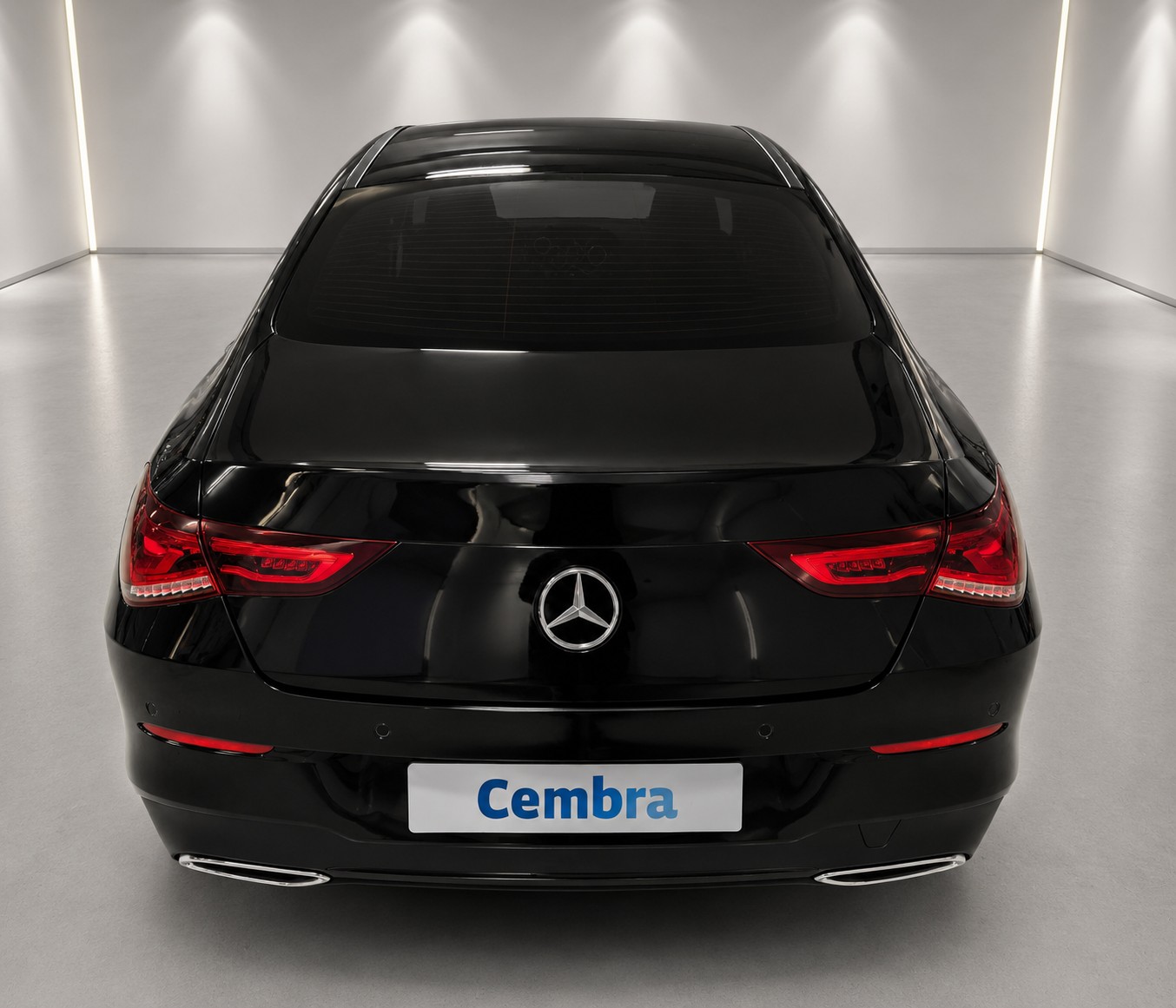 MERCEDES-BENZ CLA 250 4Matic Swiss Star 7G-DCT-image-5