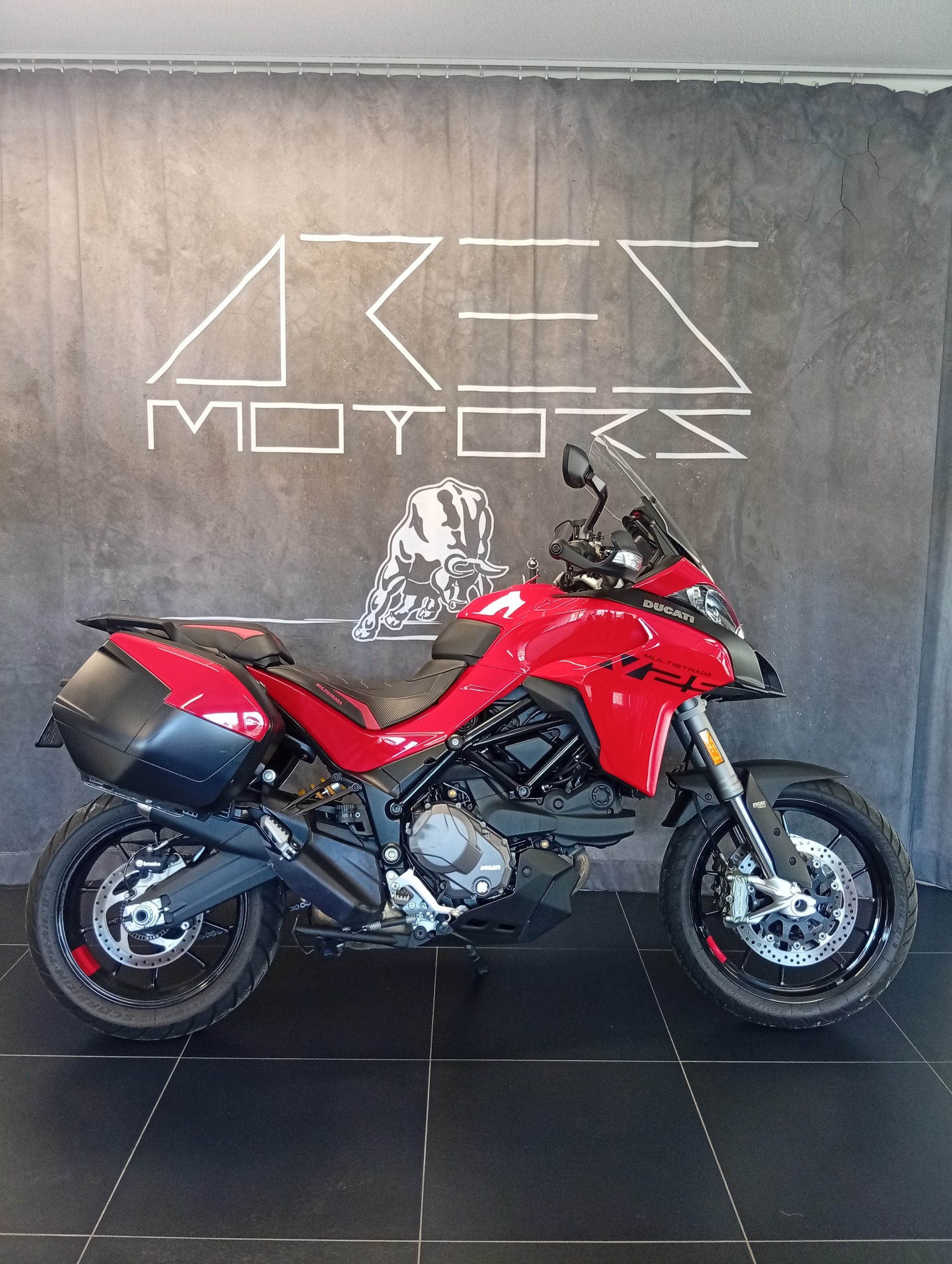DUCATI Multistrada V2 S Touring