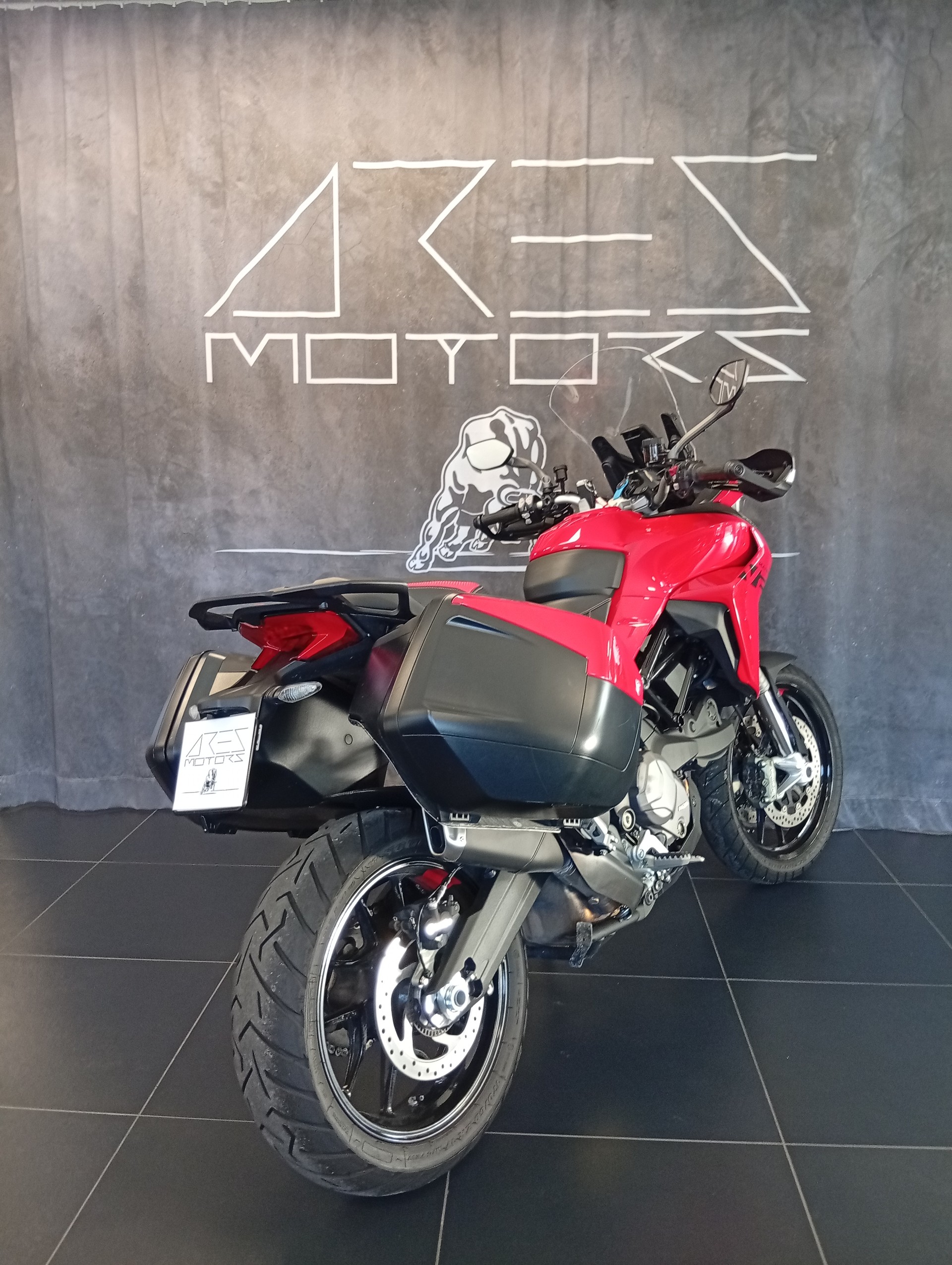 DUCATI Multistrada V2 S Touring-image-7