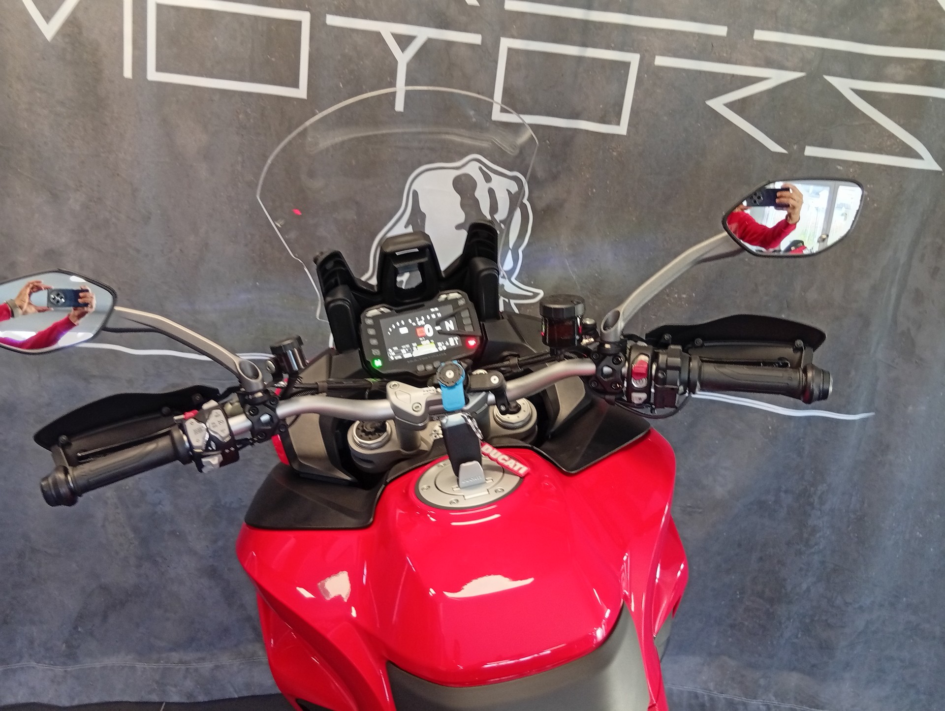 DUCATI Multistrada V2 S Touring-image-6