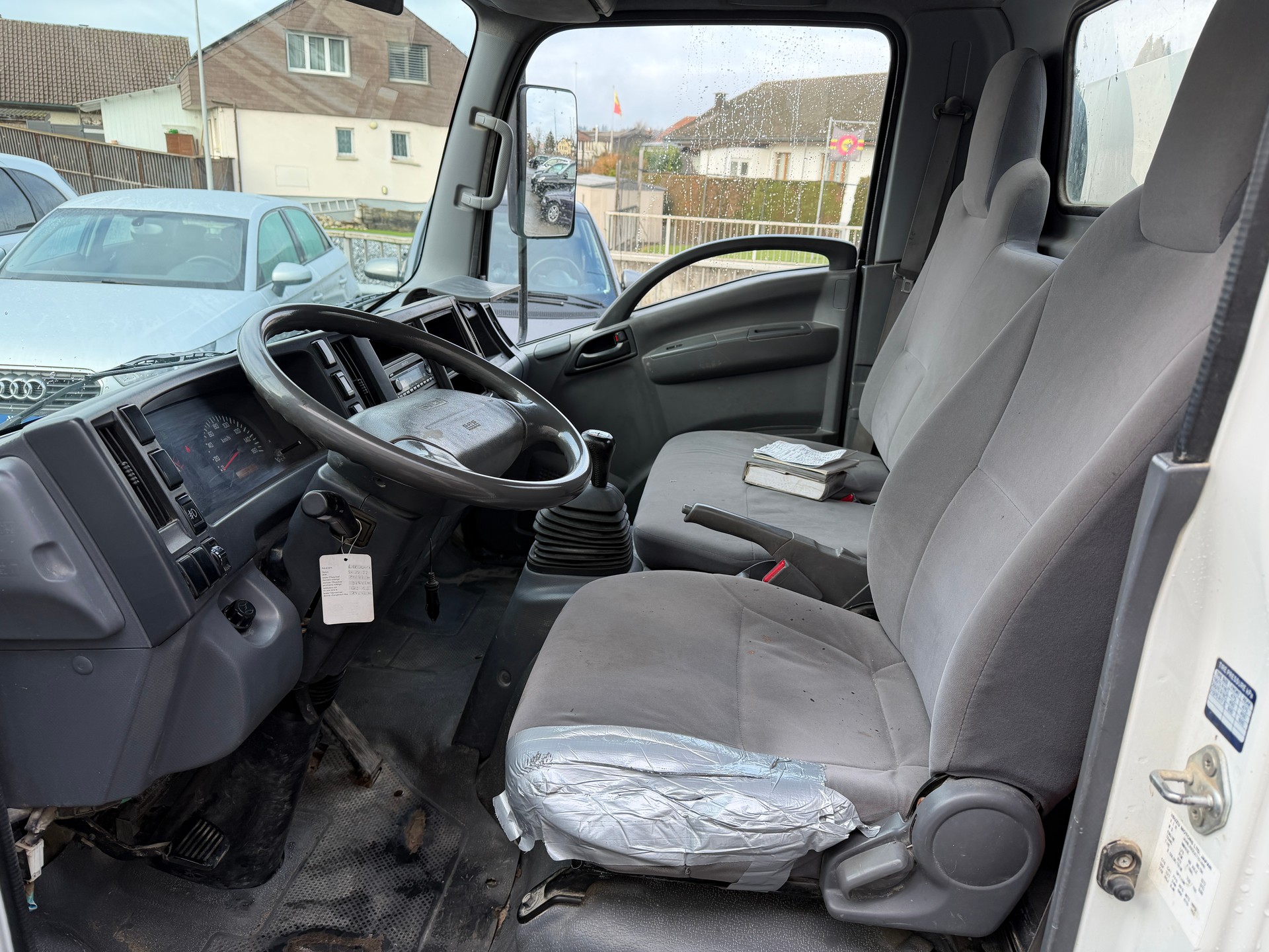 ISUZU NLR 85A - LS 35 E-image-8