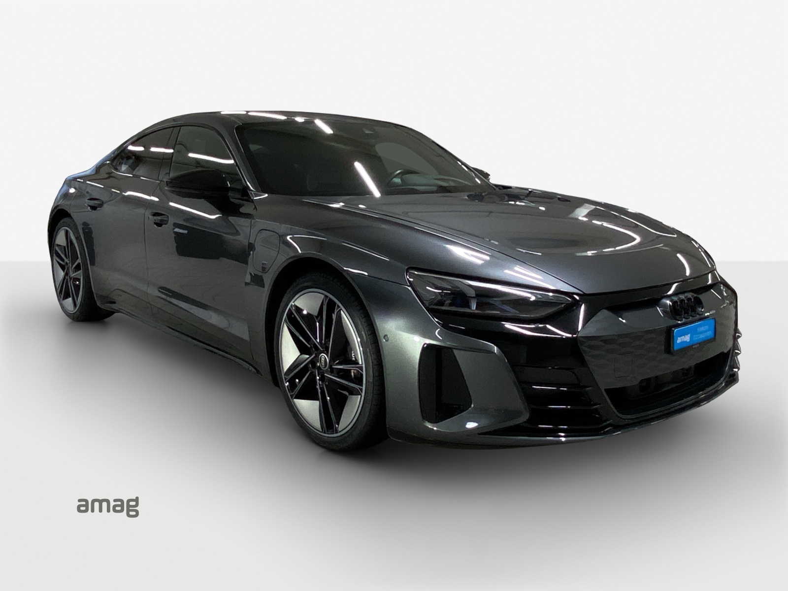 AUDI e-tron GT quattro-image-6
