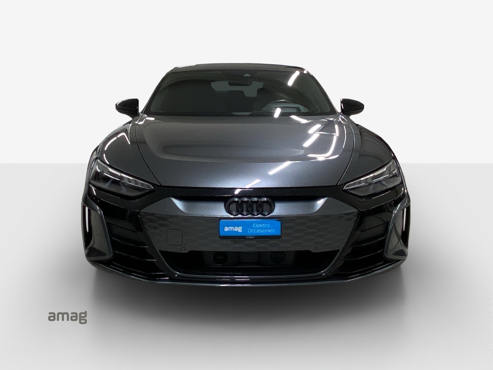 AUDI e-tron GT quattro-image-7