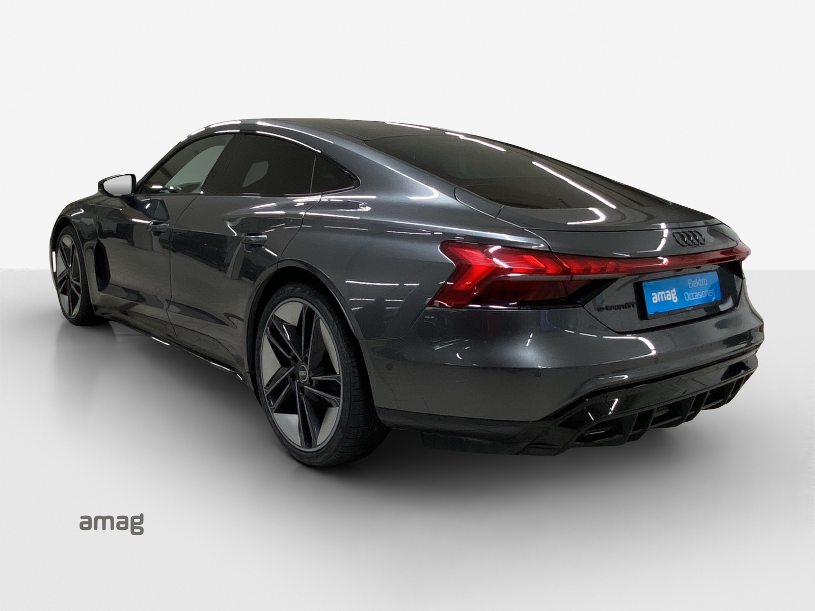 AUDI e-tron GT quattro-image-2