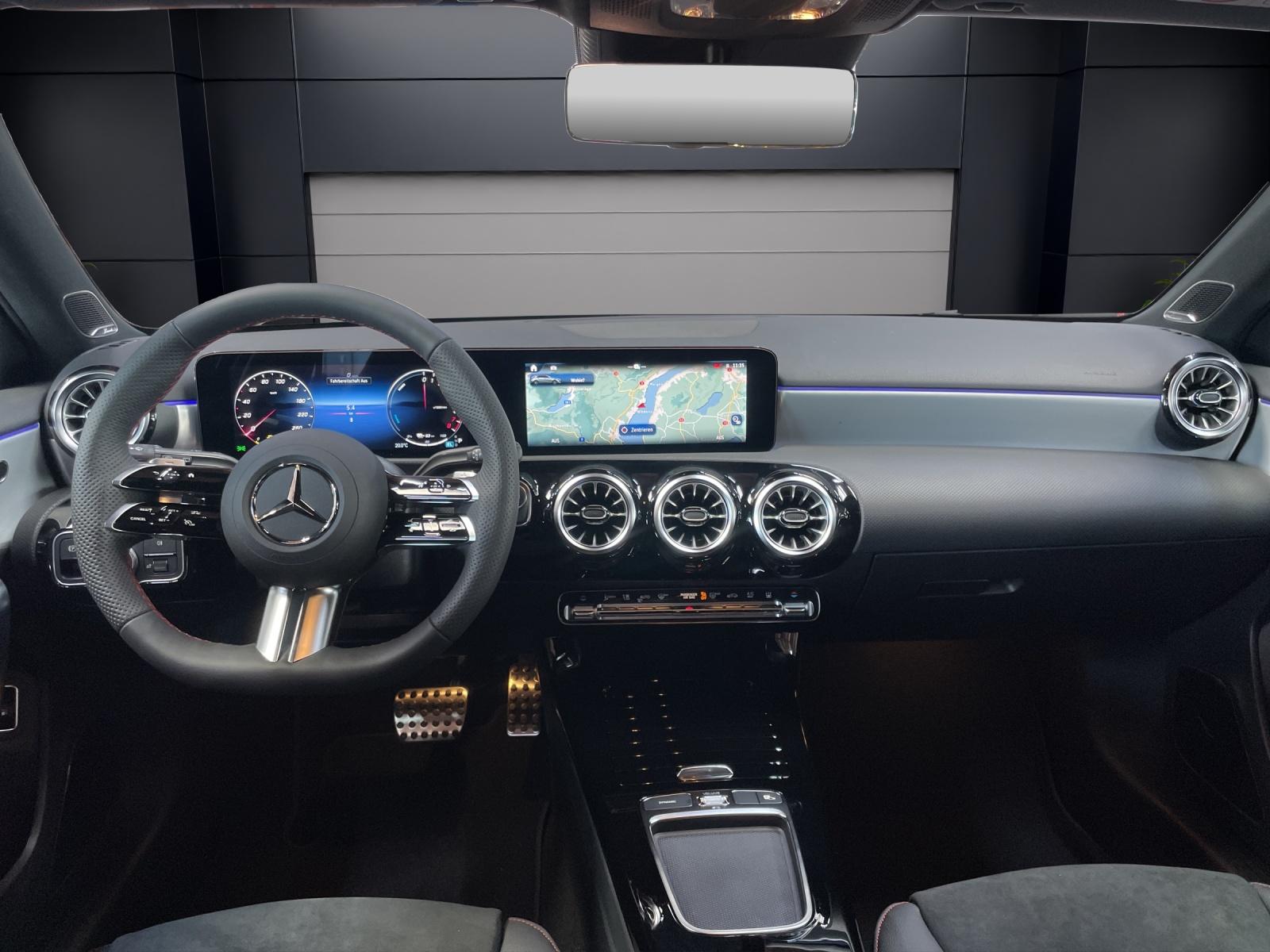MERCEDES-BENZ A 250 e EQ Star AMG Line-image-4
