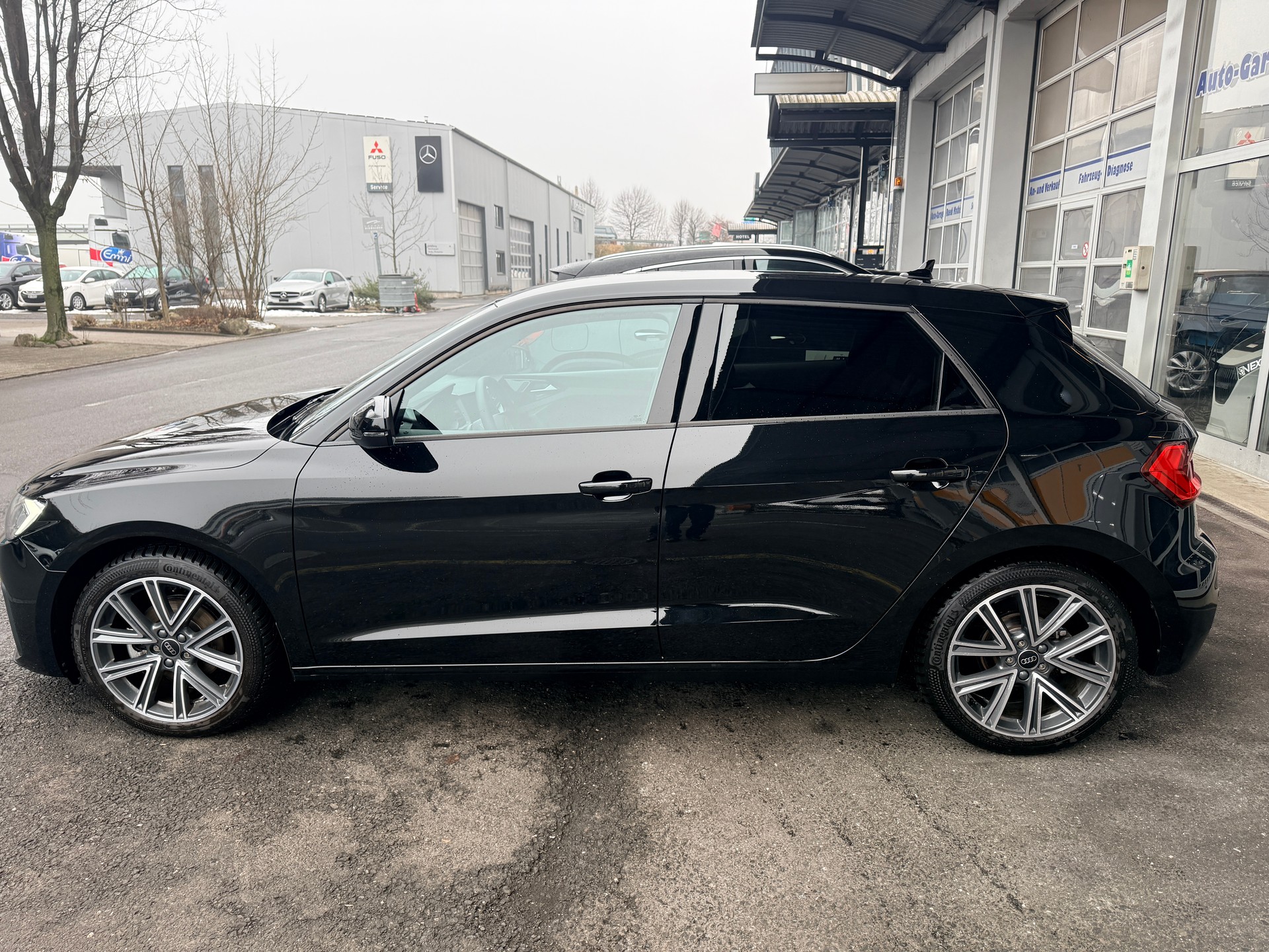 AUDI A1 Sportback 30 TFSI S-Line Attraction 116PS Mod.2025 S-tronic-image-1