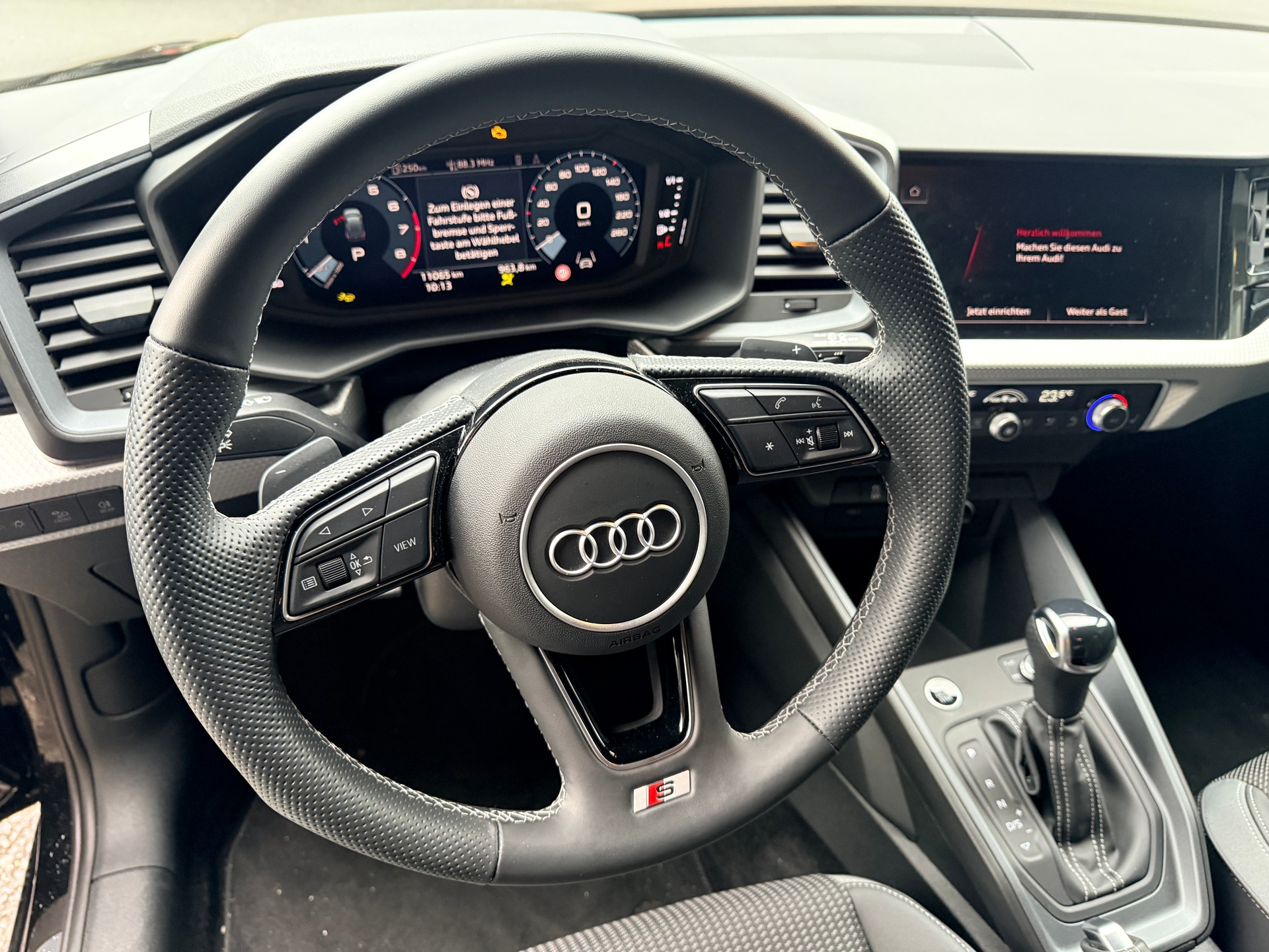 AUDI A1 Sportback 30 TFSI S-Line Attraction 116PS Mod.2025 S-tronic-image-6