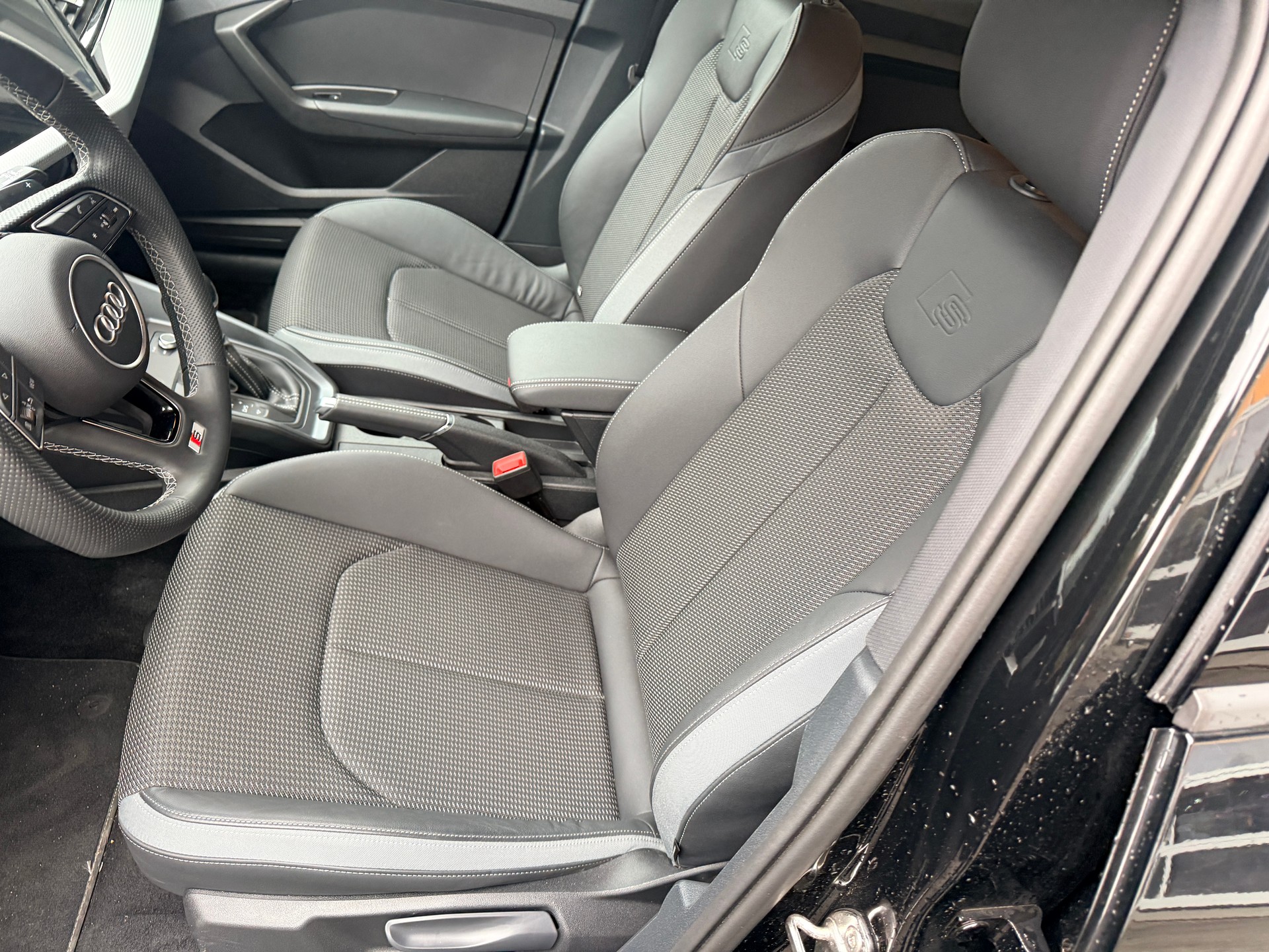 AUDI A1 Sportback 30 TFSI S-Line Attraction 116PS Mod.2025 S-tronic-image-5
