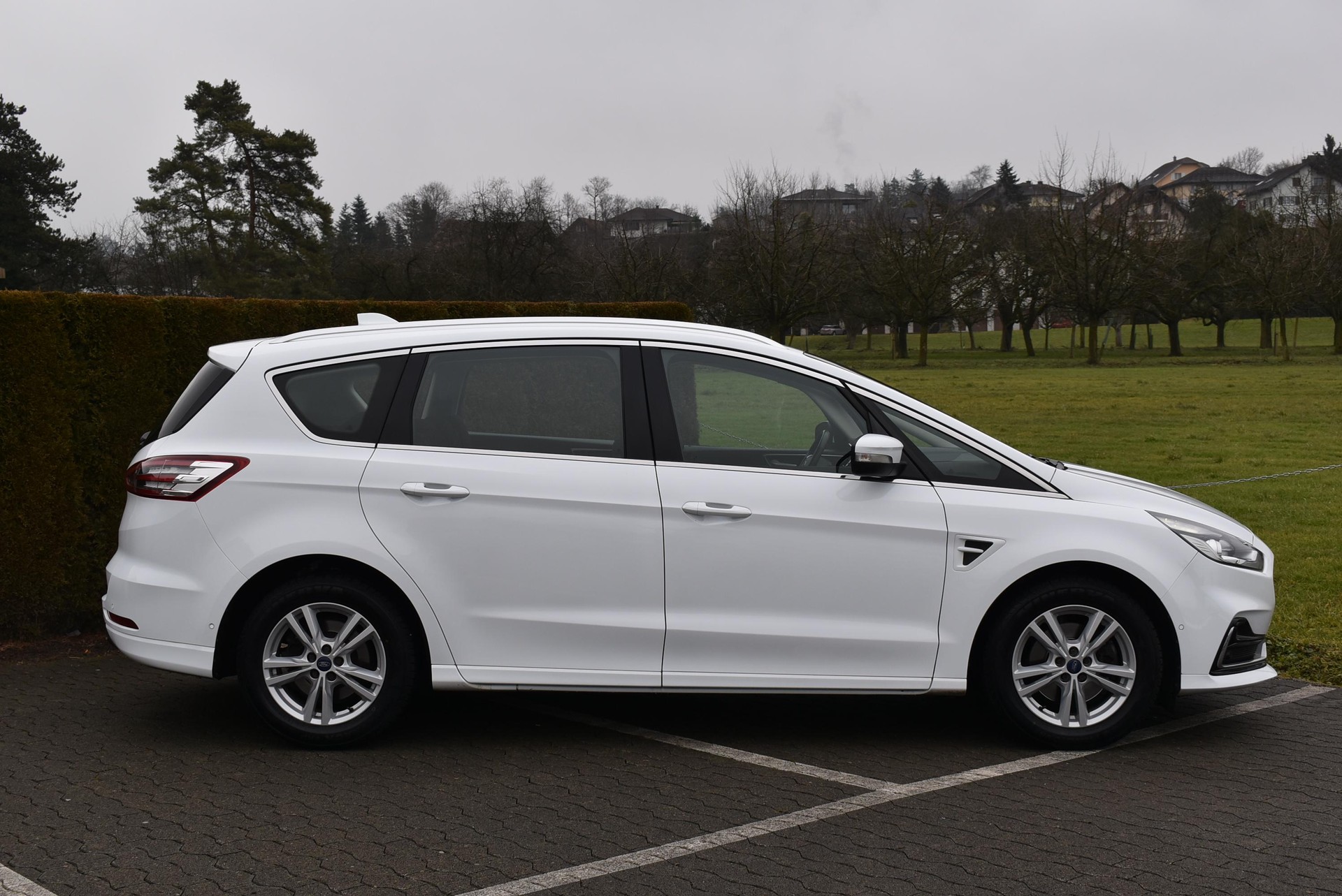 FORD S-Max 2.0 TDCi 150 Trend-image-5