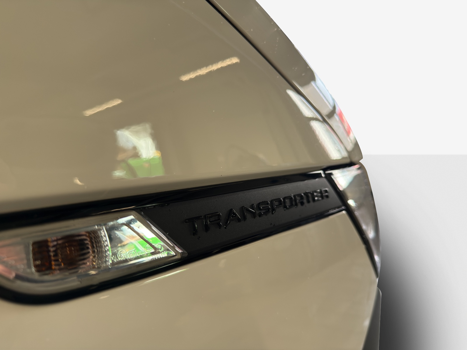 VW T6.1 2.0 TDI 4Motion-image-14