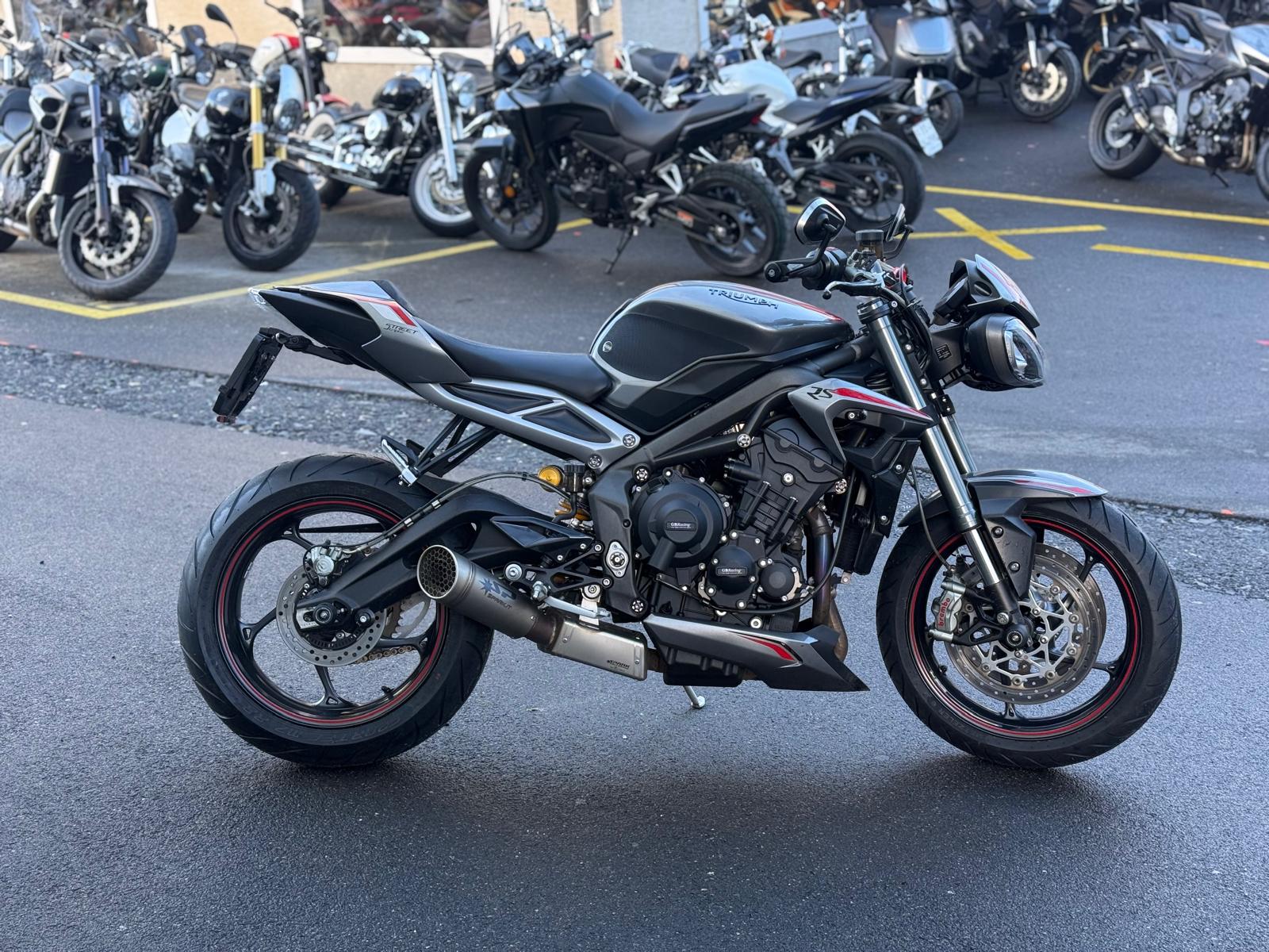 TRIUMPH Street Triple RS 765 ABS-showroom-element-3